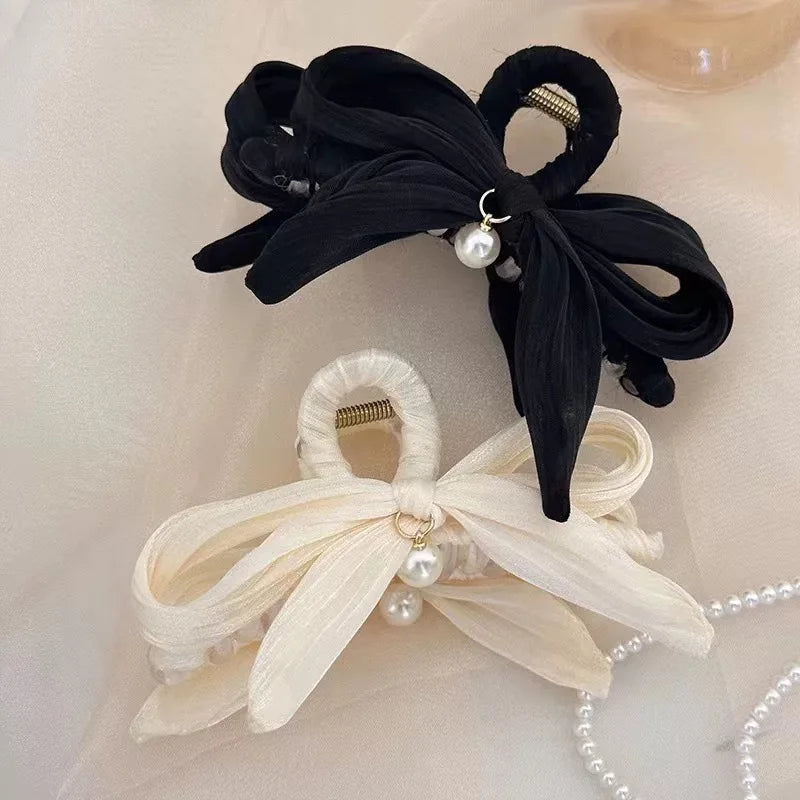 Mesh Bow Shark Clip